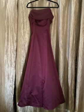 Elegant Michaelangelo Spaghetti Strap Burgundy Evening Gown